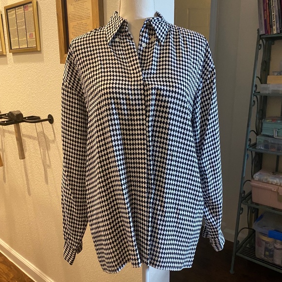 Women's Vintage Versace Diamond Checkered Button Down - Picture 2 of 14